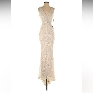 Lulu's ivory lace gown